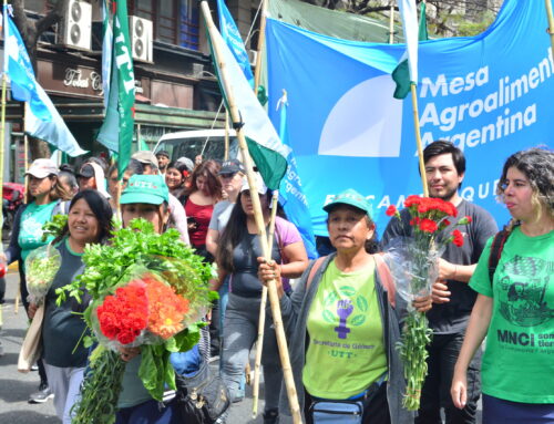 Un «alimentazo» en Plaza de Mayo para protestar con solidaridad y denunciar la crisis del campo que produce